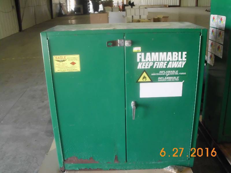 lot 1595 image: Eagle Brand Chemical Storage Cabinet
