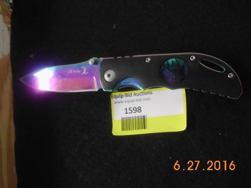 lot 1598 image: Elk Ridge Rainbow Finish Lock-Back Knife