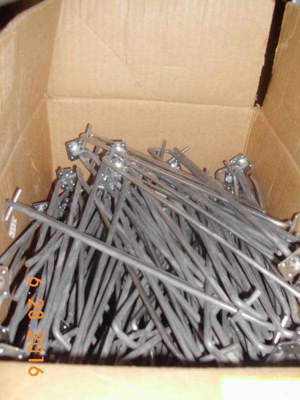 lot 1675 image: Box of 100 Peg Hawk Hangers With Display Labels