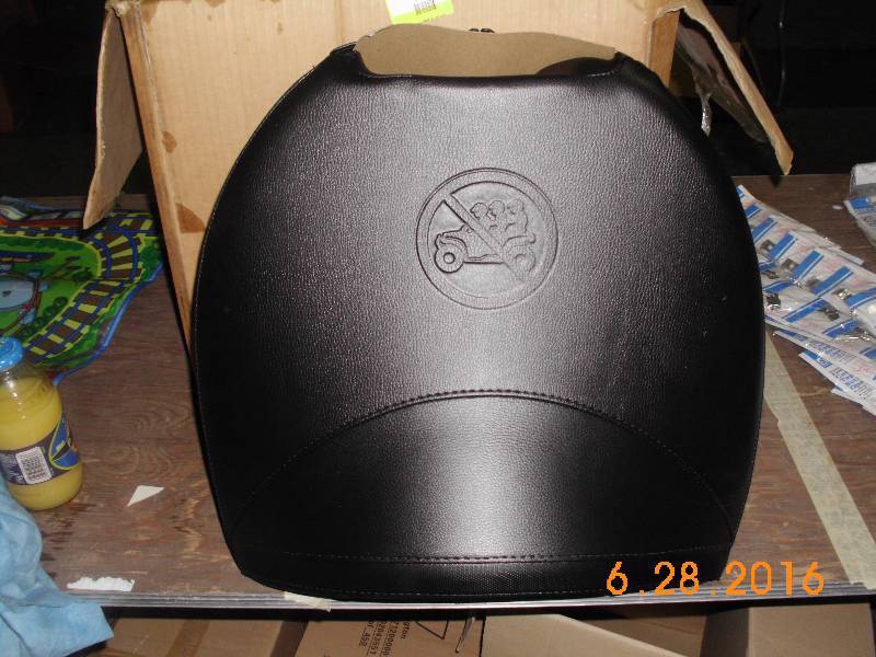 lot 1704 image: 2-Go Kart Seats