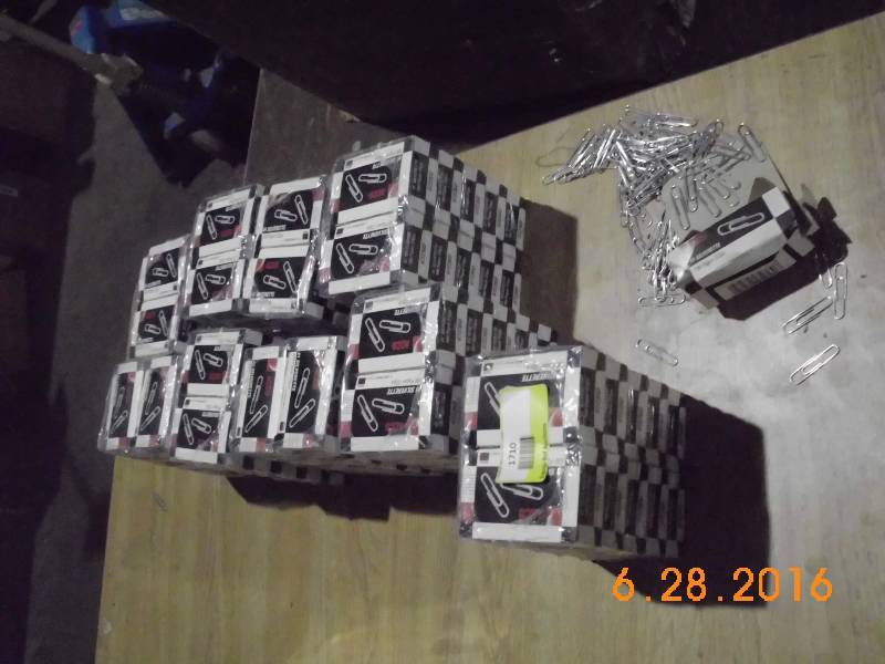lot 1710 image: Paper Clips 9 Cases 10 Boxes 100 per Box