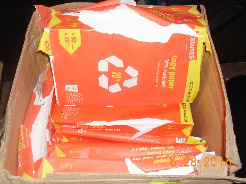 lot 1711 image: Case of Staples Printer Paper Legal 52 8 Cases 500 per Sheets