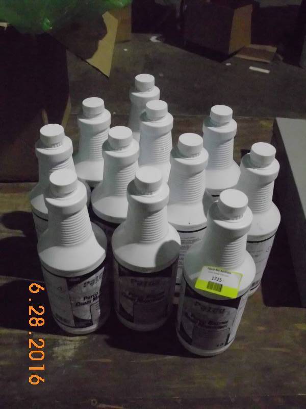 lot 1725 image: 11 qt Bottles Patco Enzyme Drain Maintainer