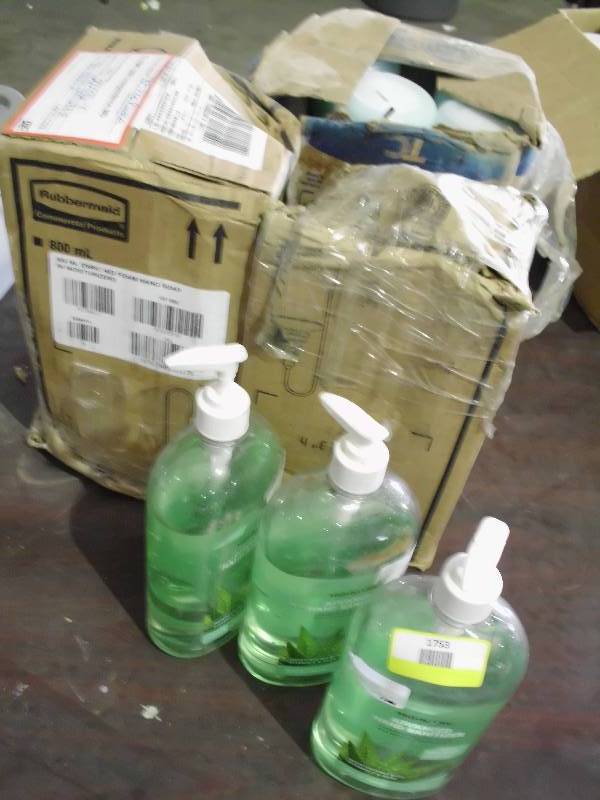 lot 1753 image: 3-32 oz HighMark Advanced Hand Sanitizer  Qty 12-800 ml refills foam hand soap
