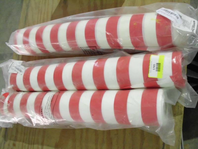 lot 1765 image: 3 Rolls of Red & White Table Cloths 100 x 40
