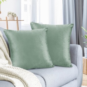 lot 1952 image: Pillows Porch &amp Den Cosner Microfiber Velvet Throw Pillow Covers (Set of 2) 18x18� -Retail $16.82