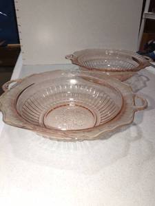 lot 1013 image: Pink depression handled serving dishes lot of 2