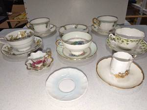 lot 1058 image: Foley, Noritake, Haviland and assorted bone china tea cups and saucers