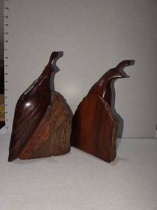 lot 1059 image: Hand carved Ironwood quail bookends approximately 10 in tall
