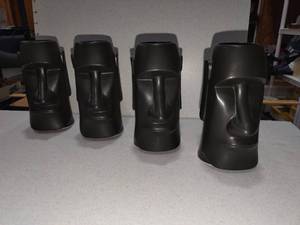 lot 1060 image: Otagiri Mercantile Company Easter Island mugs set of 4