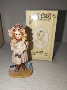 lot 1112 image: Jan Hagara limited edition Amanda figurine with c.o.a. and box