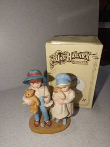 lot 1117 image: Jan Hagara limited edition Betsy and Jimmy figurine with c.o.a. and box
