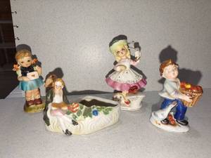 lot 1139 image: Made in Occupied Japan and Japan decor