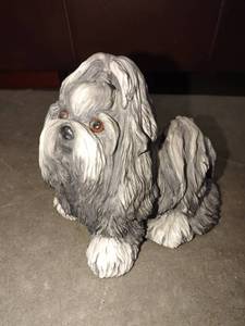 lot 1183 image: Classic Critters Shih Tzu approximately 7 in long