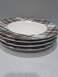 lot 2010 image: 4 Plaid Plates from Pottery Barn