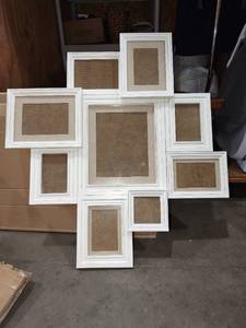 lot 4011 image: Photo frame cluster wall decor