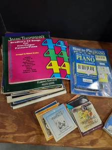 lot 6024 image: MusicSong books