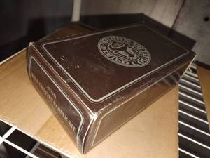 lot 3030 image: Avon wild country saddle kit