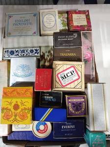 lot 3042 image: Avon perfumes and toiletries