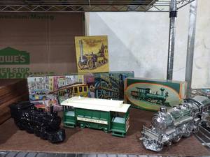 lot 3051 image: Avon decanters railroad