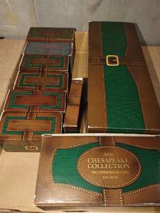 lot 3061 image: Avon Chesapeake collection