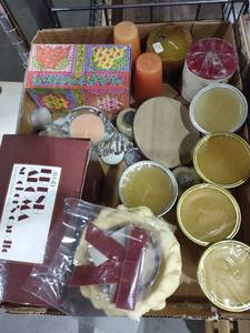 lot 3108 image: Avon perfumed candles and accessories