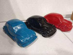 lot 3157 image: Avon glass vehicle cologne decanters