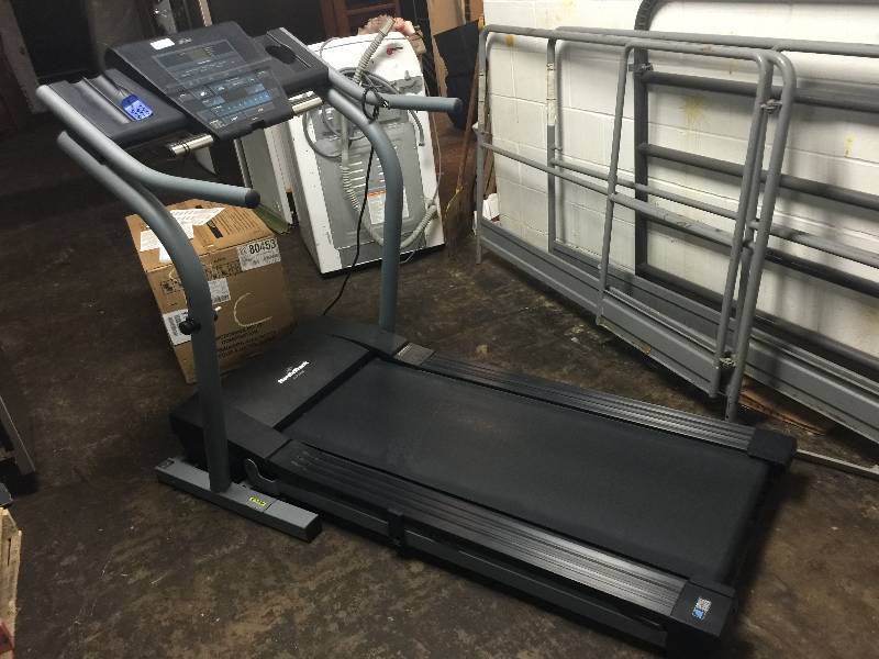 Nordic Track EXP 1000 XI treadmill with a 1.5 HP continuous duty