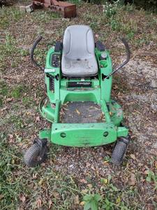 lot 830 image: lawn boy precision z330lx zero turn mower has been setting for 3 years has key older battery havent tried to start it dont know nothing about it youre buying it as is