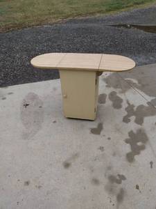 lot 869 image: kitchen cart on rollers 18 in wide closed 48 in wide open 19 in deep 30 in tall