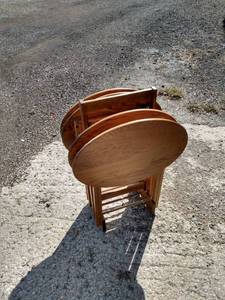 lot 894 image: 4 oak trays with rack