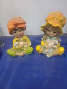 lot 3423 image: Girl and boy statue
