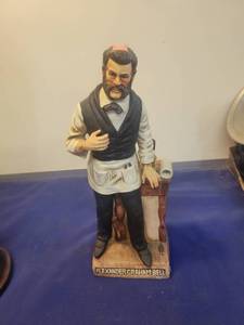 lot 3428 image: Alexander Graham Bell whiskey container