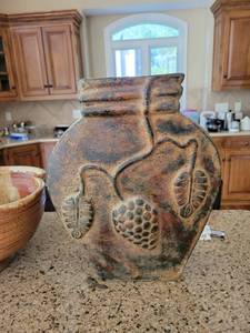 lot 3456 image: clay vase
