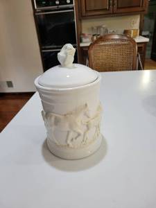 lot 3459 image: Canister with horses on it