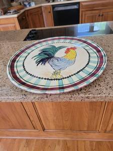 lot 3460 image: 16 rooster platter