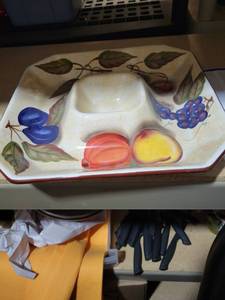 lot 3474 image: chip and dip dishI