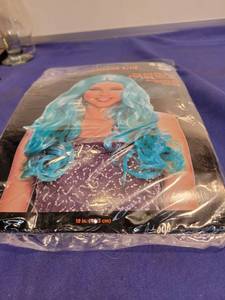 lot 3507 image: Mermaid wig One size fit most New in package