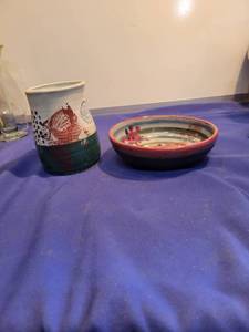 lot 3521 image: vase and bowl