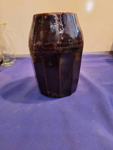 lot 3538 image: Canister no lid Chip on top