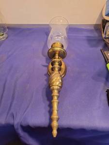 lot 3545 image: 24 brass wall candleholder