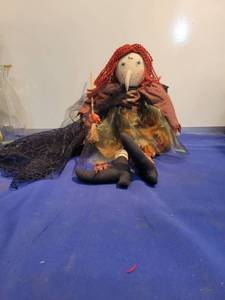 lot 3550 image: Witch