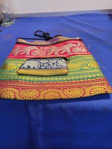 lot 3563 image: Handbag