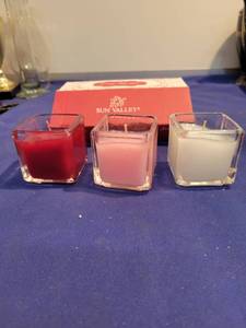 lot 3588 image: 3 Sun Valley candle New inbox