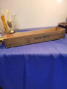 lot 3597 image: wood Cigar Box no lid 17 12 X 5