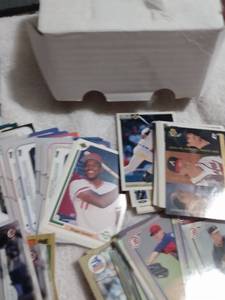 lot 4020 image: mixed baseball cards