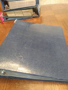 lot 4044 image: binder with empty 29 pages