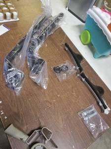 lot 2974 image: Support Brace