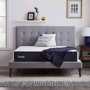 lot 2991 image: Lucid Gel Memory Foam Mattress