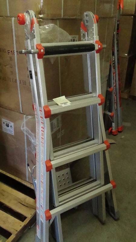 lot 4080 image: Little Giant Ladder Systems Revolution Type 1A Model